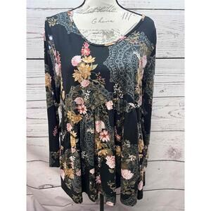 Agnes Dora Large‎ Long Sleeve Floral T Shirt